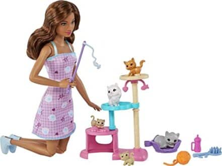 Barbie Pelúcia Cuidado de Gatinhos, HHB70 - Webiishop