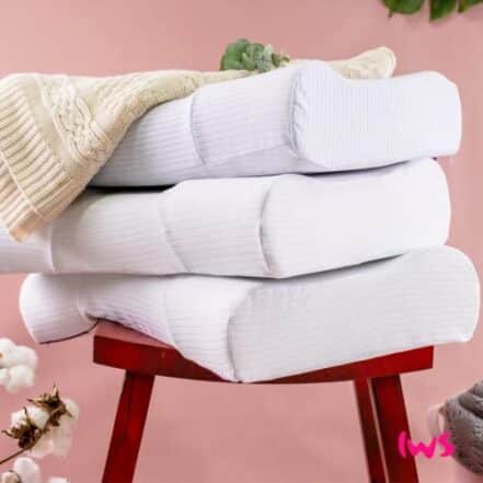 Kit 2 Travesseiros Cervicais - I wanna sleep - Duo Position®, quatro opções de altura, apoio adaptável, espuma de alta resiliência, suporte ergonômico. - Webiishop
